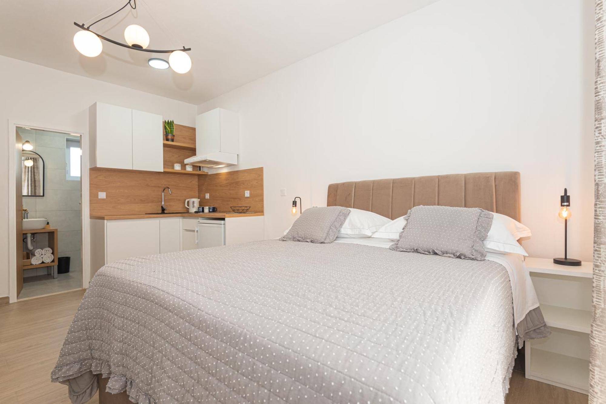 Apartments Lovric Водице Экстерьер фото